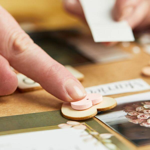 Greece Glu Dots extra strong application 3