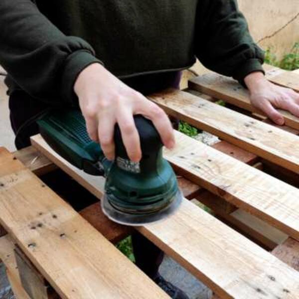 Greece Tutorial Trolley Image 1080x1080 02