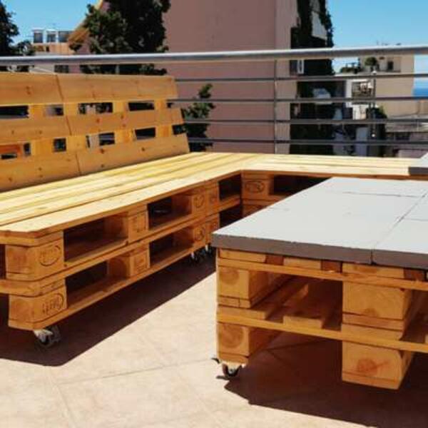 Greece tutorial palet couch step 15