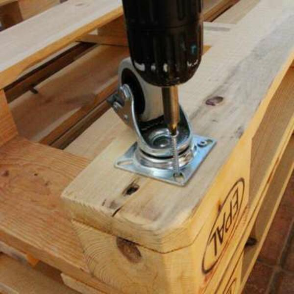 Greece tutorial palet couch step 7