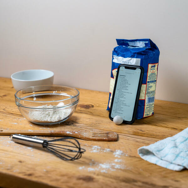 Poland Blu Tack® White application 6