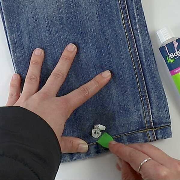 South Africa Tutorial How to remove chewing gum from jeans step 4