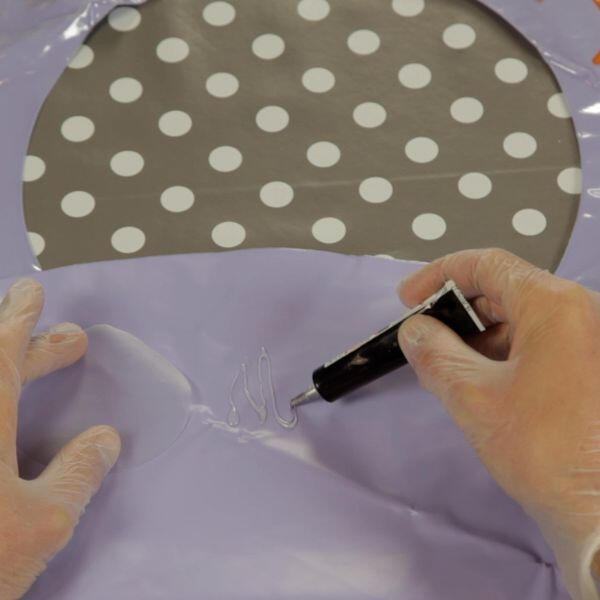 Thai soft plastics clear glue Product application 1