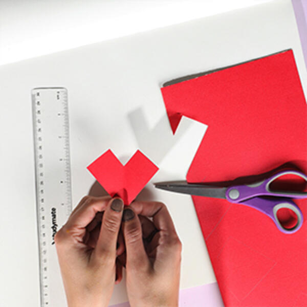 Thai tutorail heart tesselation craft project step 1