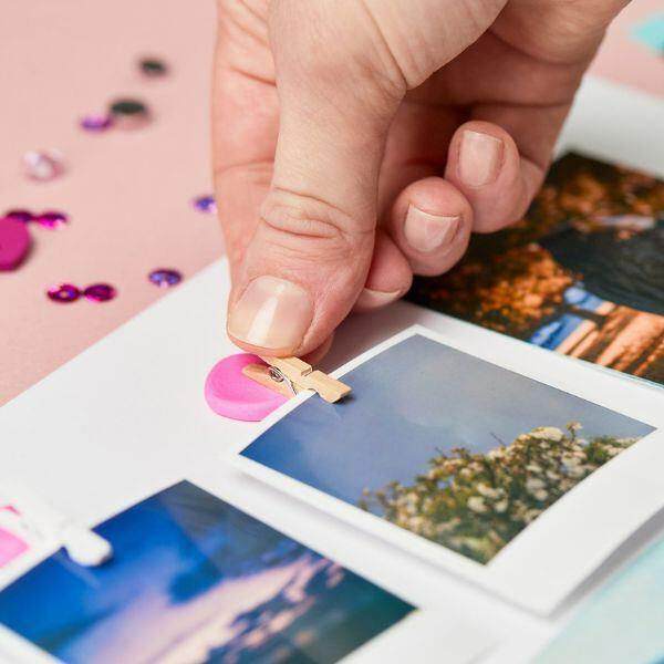 Greek blu tack colour application 1