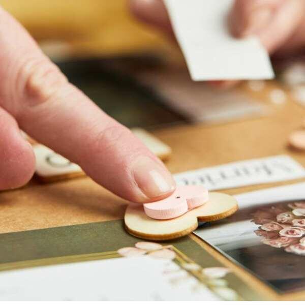 UK extra strong glu dots 3