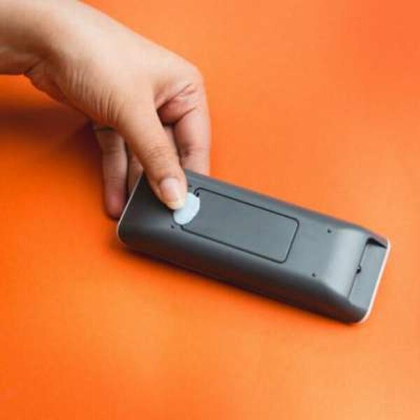 UK stationery blu tack app 7