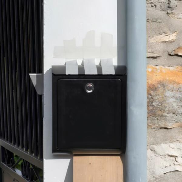 Germany tutorial How to fix a letter box step 4