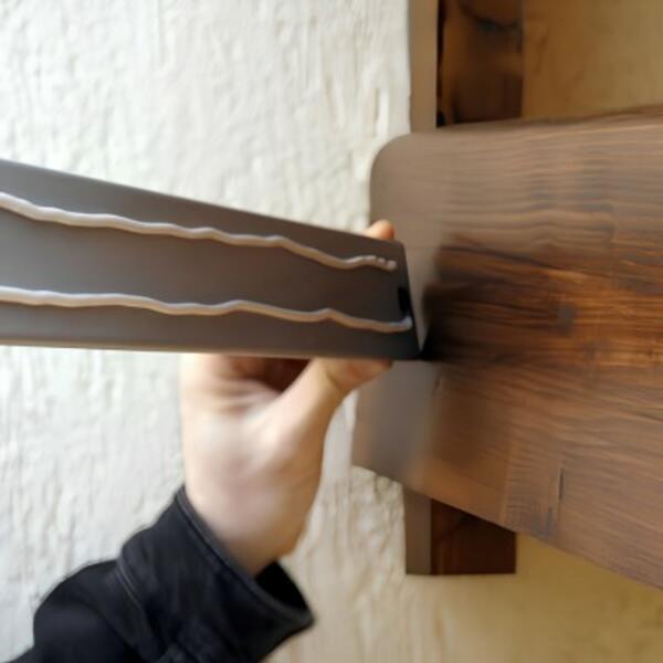 Germany tutorial How to fix a tool rack step 3