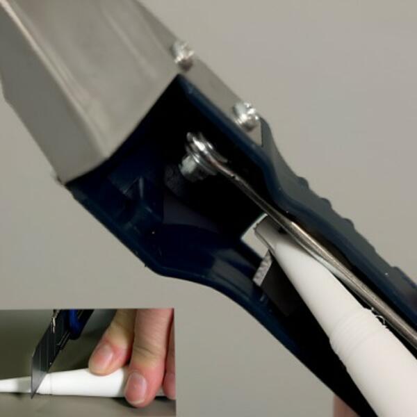 Germany tutorial How to prepare sealant cartridge step 2