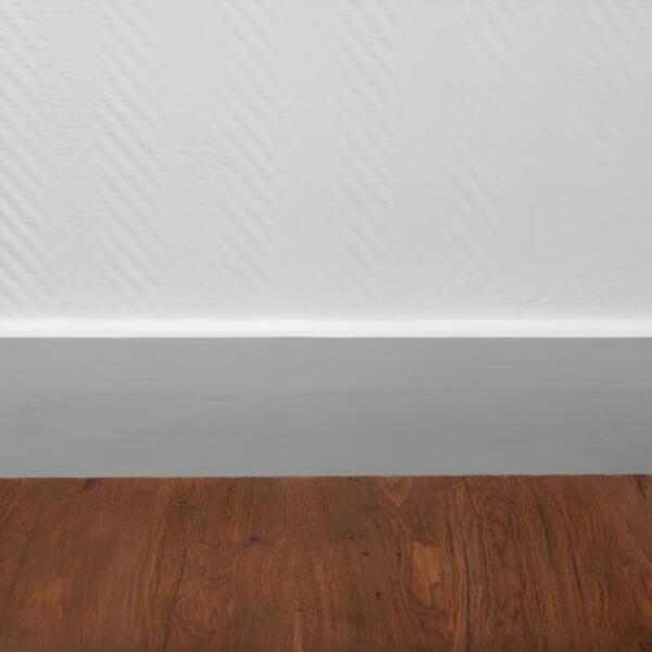 Germany tutorial how to sea a skirting board step 4