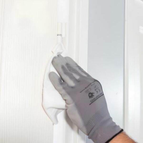 Lithuania squeaky door hinges step 3