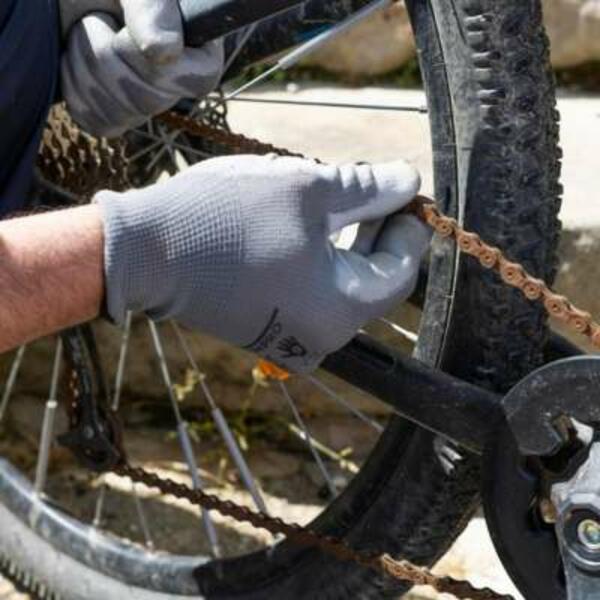 Poland How to protect metal from rust Step 1