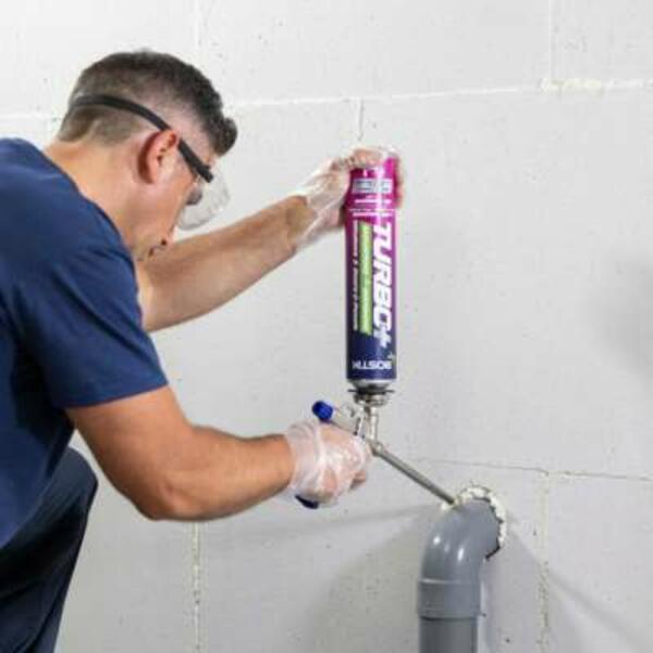 Poland Tutorial Filling gaps around pipe block 8
