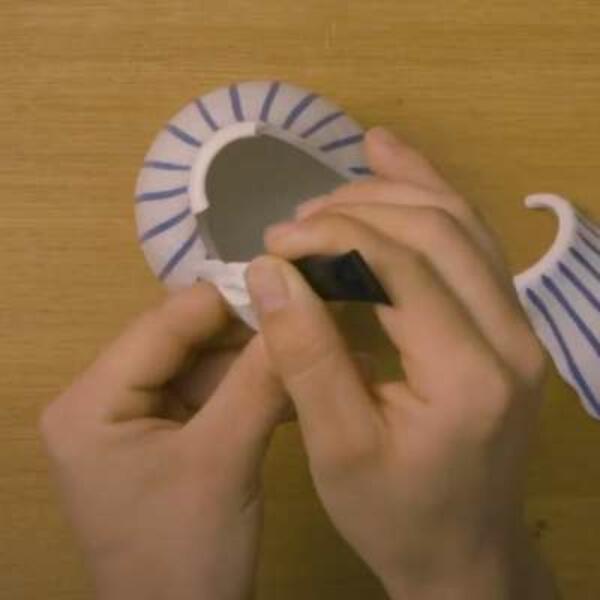 Poland Tutorial How to fix a broken vase step 2