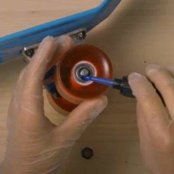 Poland Tutorial How to secure the screw step 3