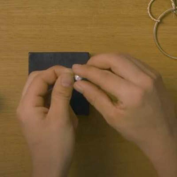 Poland how to repair an earring Step 4