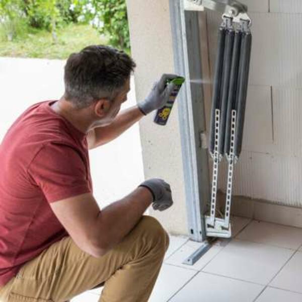 Poland lubricant garage door sliding door step 1