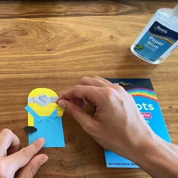 South Africa Tutorial Minion Bookmark step 5