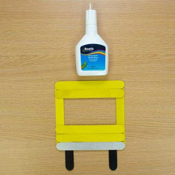 South Africa Tutorial School Bus Photo Frame step 4