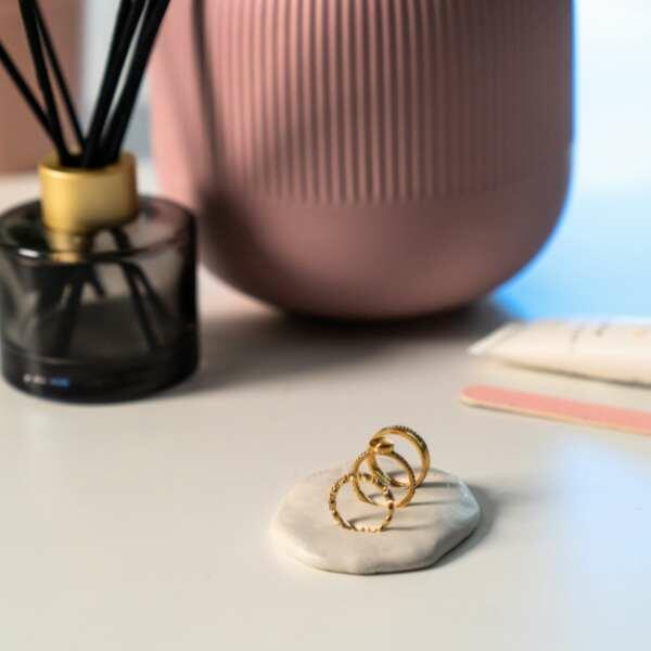 Ireland create blu tack white ring holder