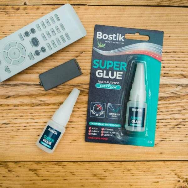 Ireland repair super glue easy flow liquid pplication 1