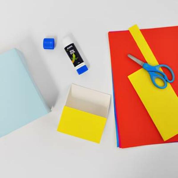 Australia Stationery Holder step 2