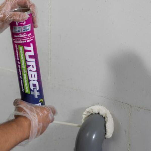 Moldova RO tutorial Bond a drain tube straw step 6