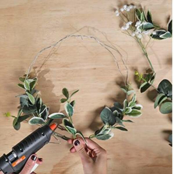 Australia Wreath step 2