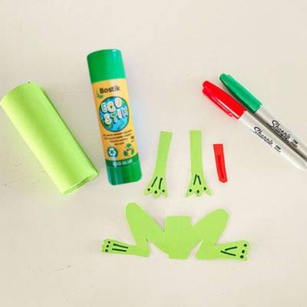 New Zealand Stationery Craft Eco Stik tutorial Toilet Roll Frog Step 3