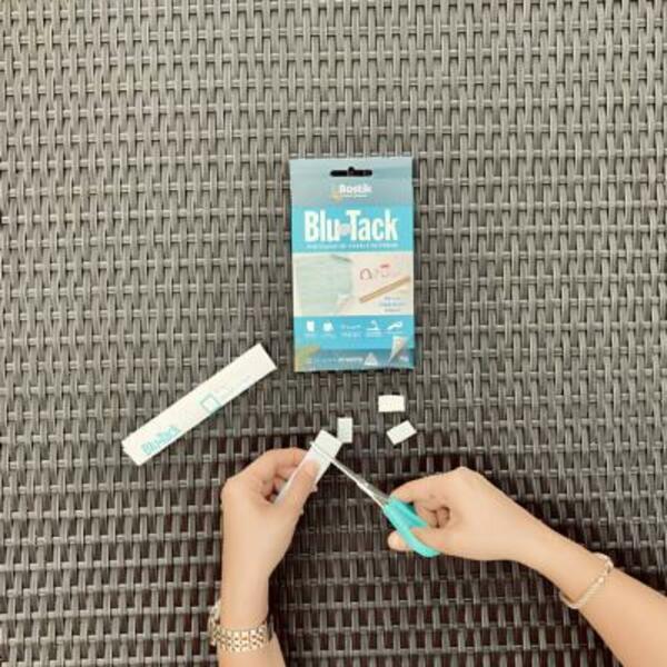 Philippines vlogging made easy with blu tack step 2