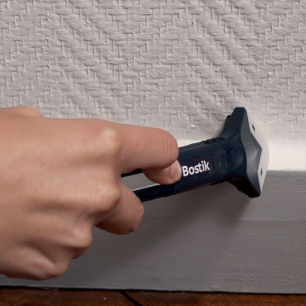 Russia How to seal a skirting board step 3