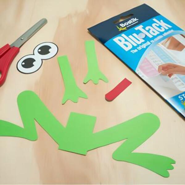 Singapore toilet roll frog step 3