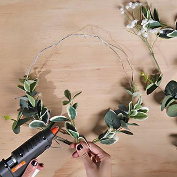 Singapore Wreath step 2