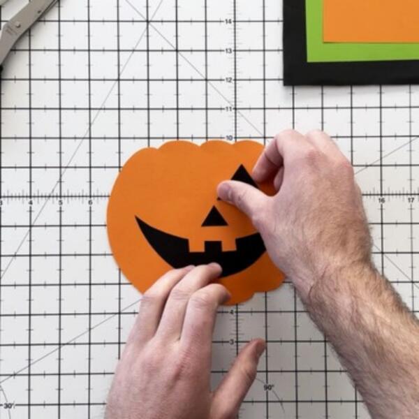 Hong Kong Mandarin Chinese tutorial pumpkin craft Step 3