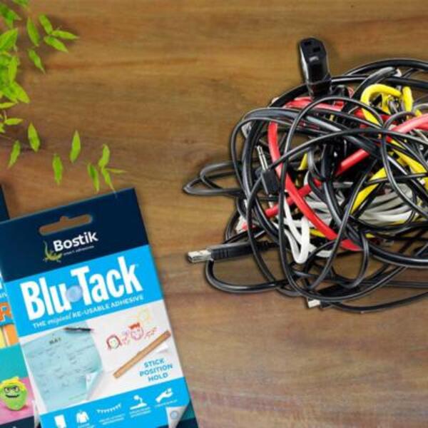 Hong Kong Mandarin Chinese Organize your power cords with blu tack step 1
