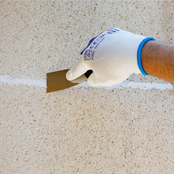 Moldova RO how to repair cracks in decorative plaster step 4