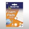 Συσκευασία Bostik Foam Pads με λευκά τετράγωνα αυτοκόλλητα, ιδανικά για 3D εφέ σε κάρτες και scrapbooking, προσφέροντας καθαρή και σταθερή πρόσφυση.
