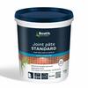 Seau 1,5 kg Bostik Joint pâte Standard, prêt à l’emploi pour murs et plans de travail, offrant application facile et joints réguliers sans retrait ni fissure.
